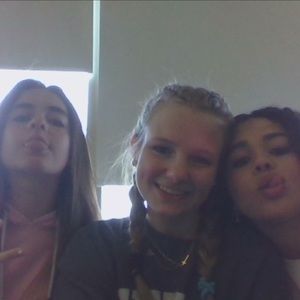 Meet your Posher, Clara